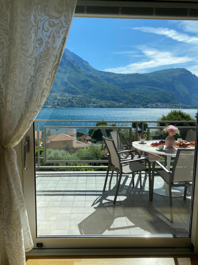 Le Terrazze Sul Lago Di Como Oliveto Lario Exterior photo